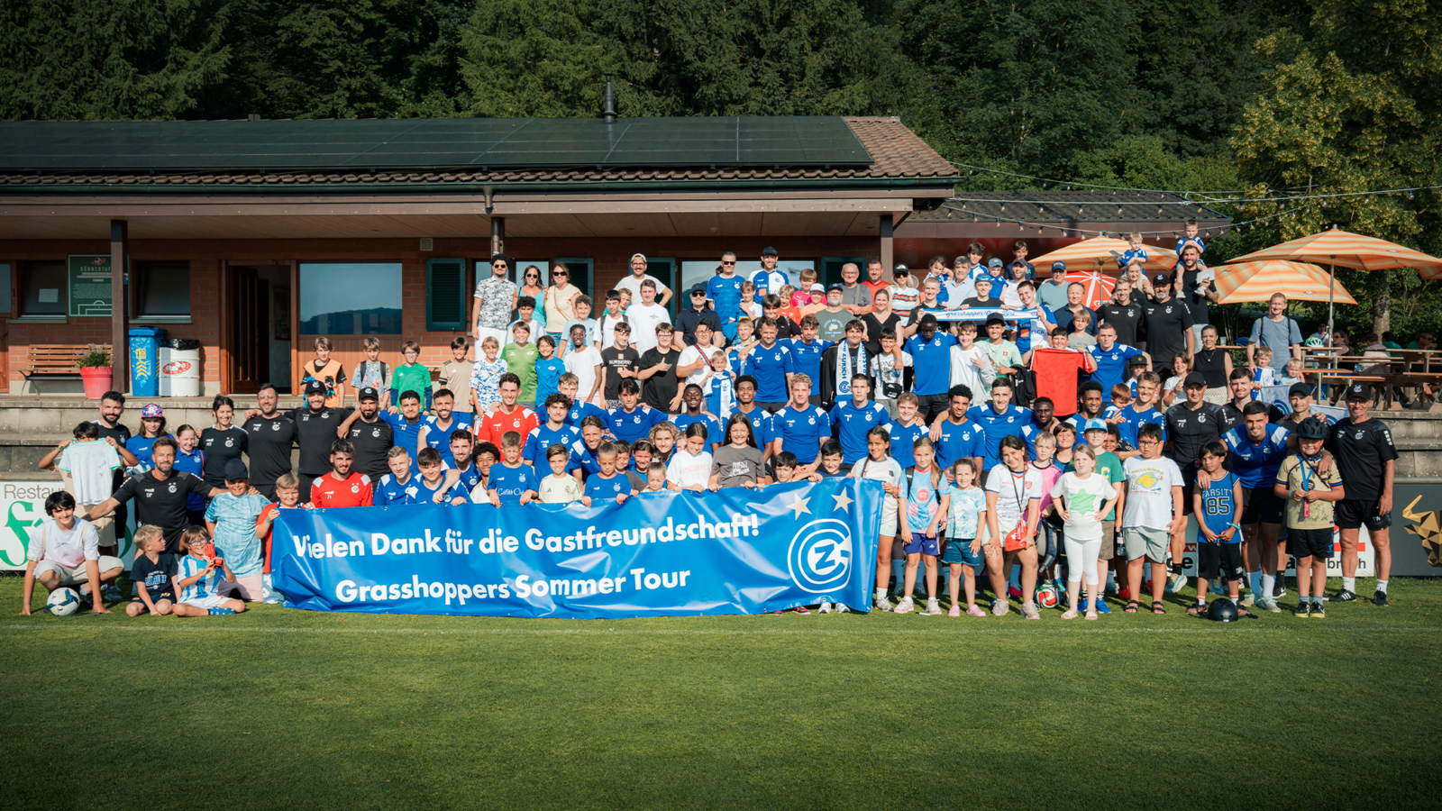 Strahlende Kinderaugen zum Start der GCZ-Sommertour in Embrach