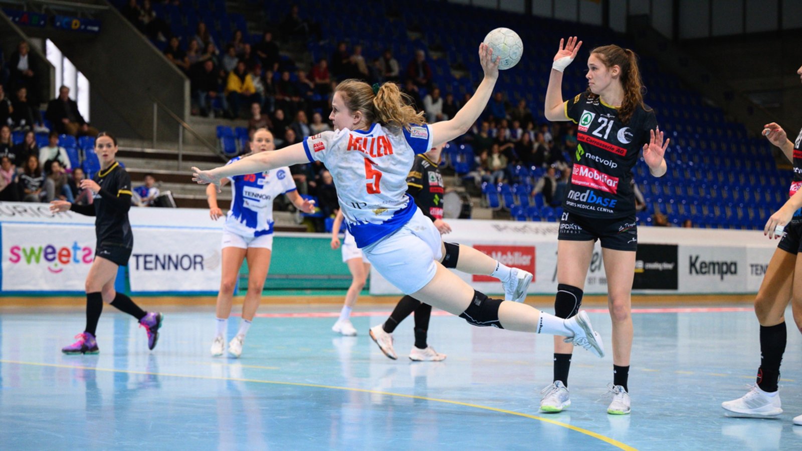DRAMATISCHES SAISONENDE FÜR STARKE HANDBALL-DAMEN