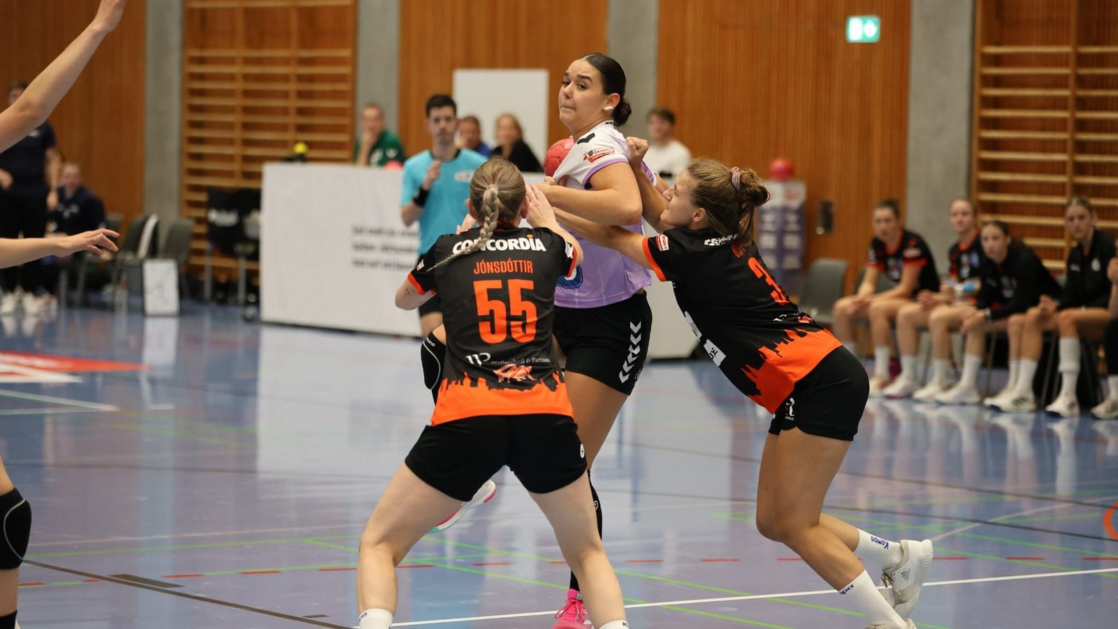 SPL: Erstes Spiel im Mobiliar Handball Cup