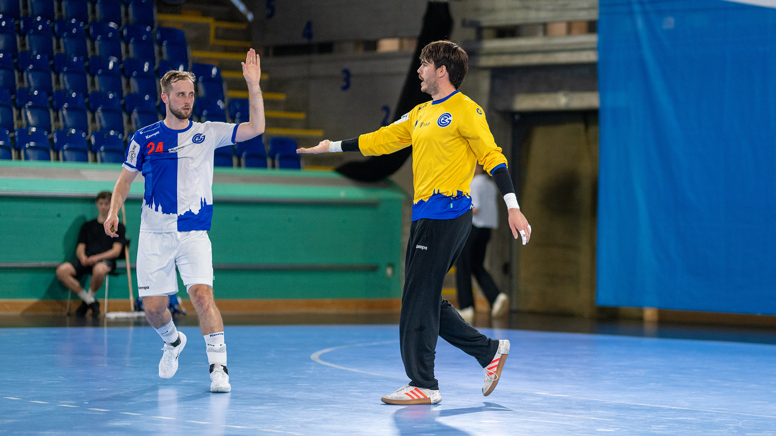 QHL: Souveräner Auftritt nach nervösem Start