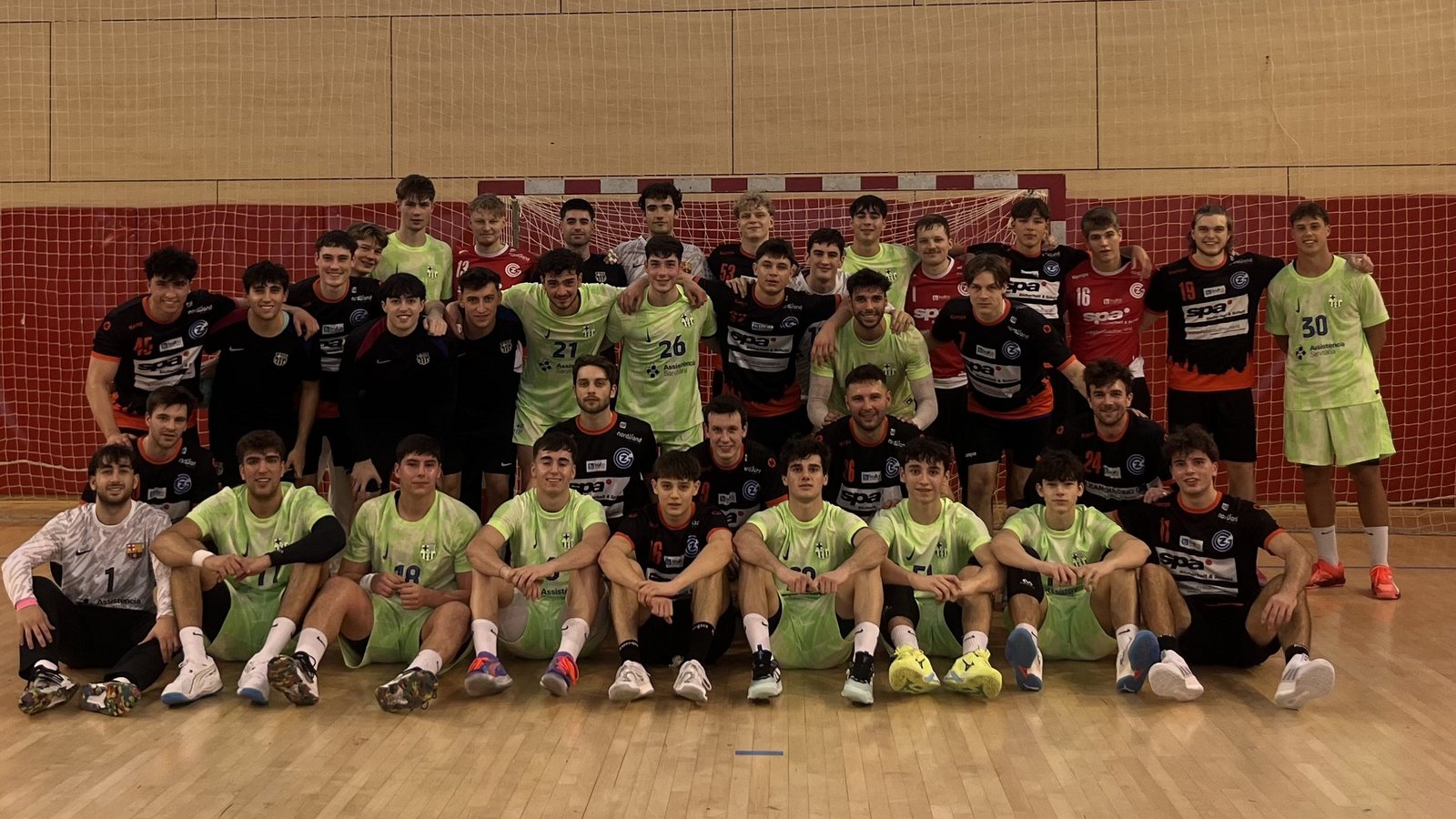 MNLB: Trainingslager in Barcelona
