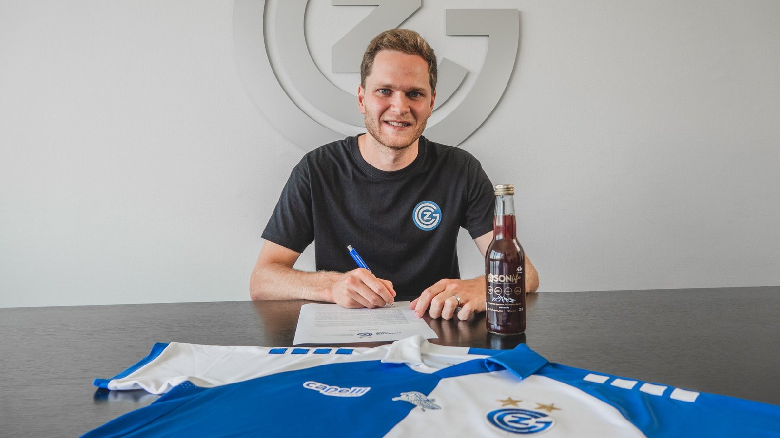 GC ZÜRICH VERPFLICHTET BUNDESLIGASPIELER BENNO SCHMITZ