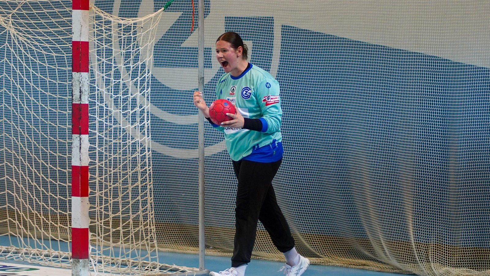 SPL: Wichtiger Punktgewinn gegen den Meister