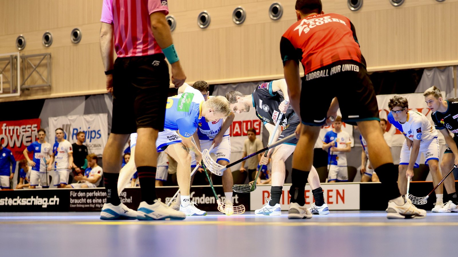 GC Unihockey bezwingt Floorball Chur United knapp in der neuen Fortuna Halle