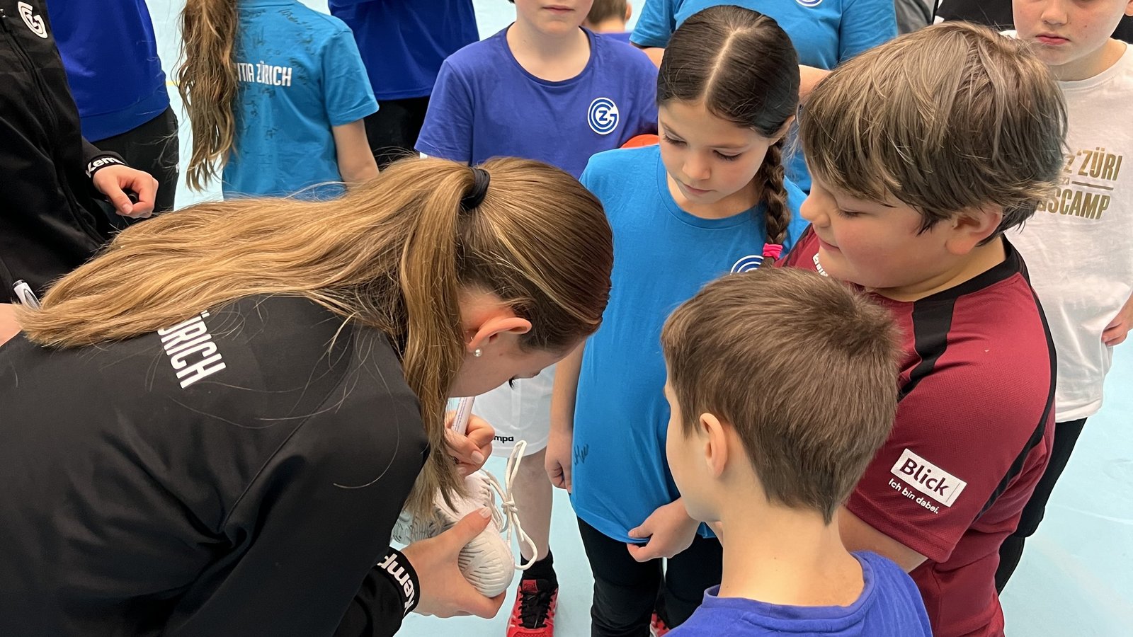 Foxi Kids: Volles Programm bei den Kleinsten - Chlausturnier, Supersammler und Schüeli