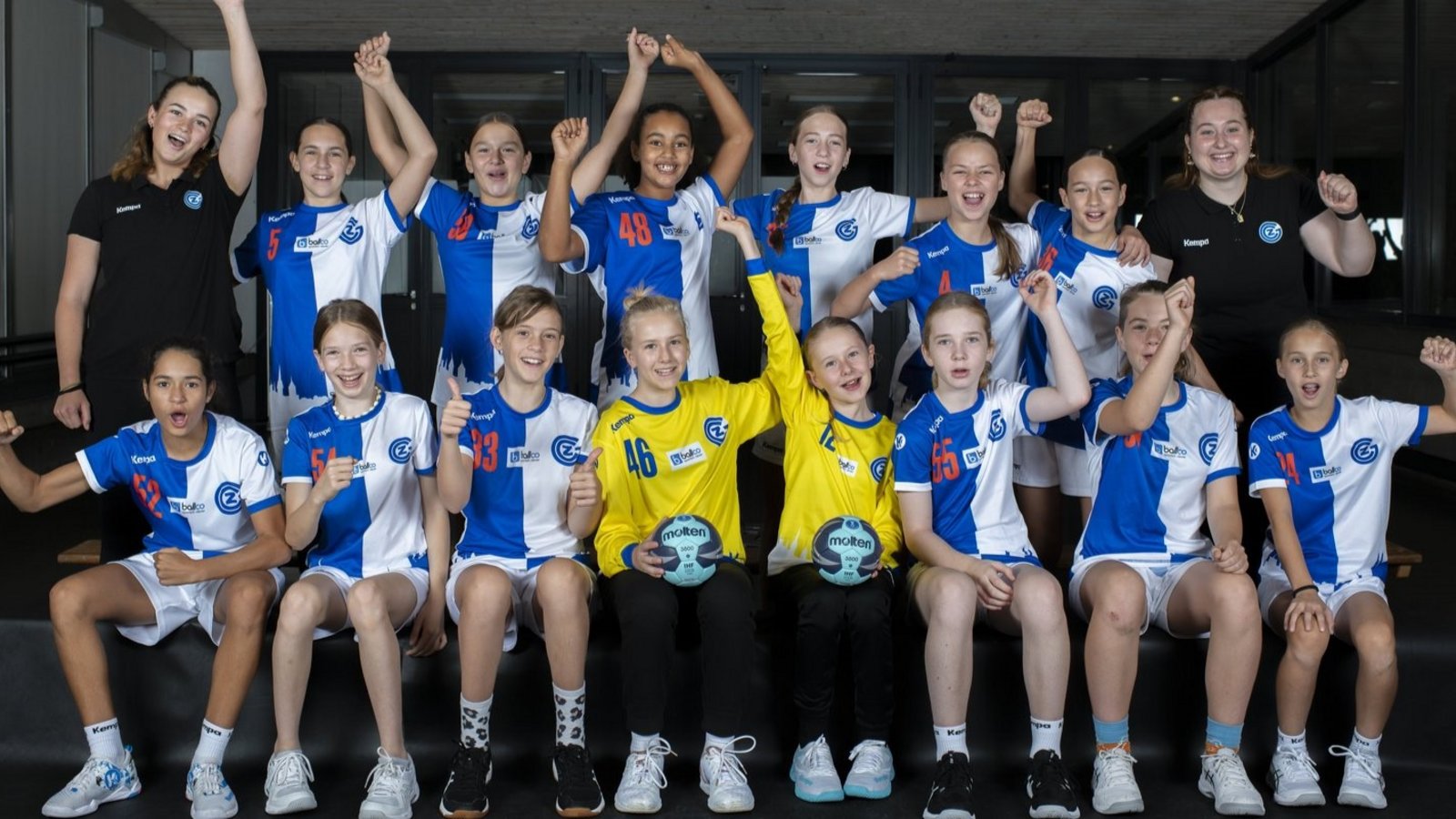MÄDCHEN GEGEN JUNGS: SO SCHLAGEN SICH DIE GC HANDBALLERINNEN FU13L		