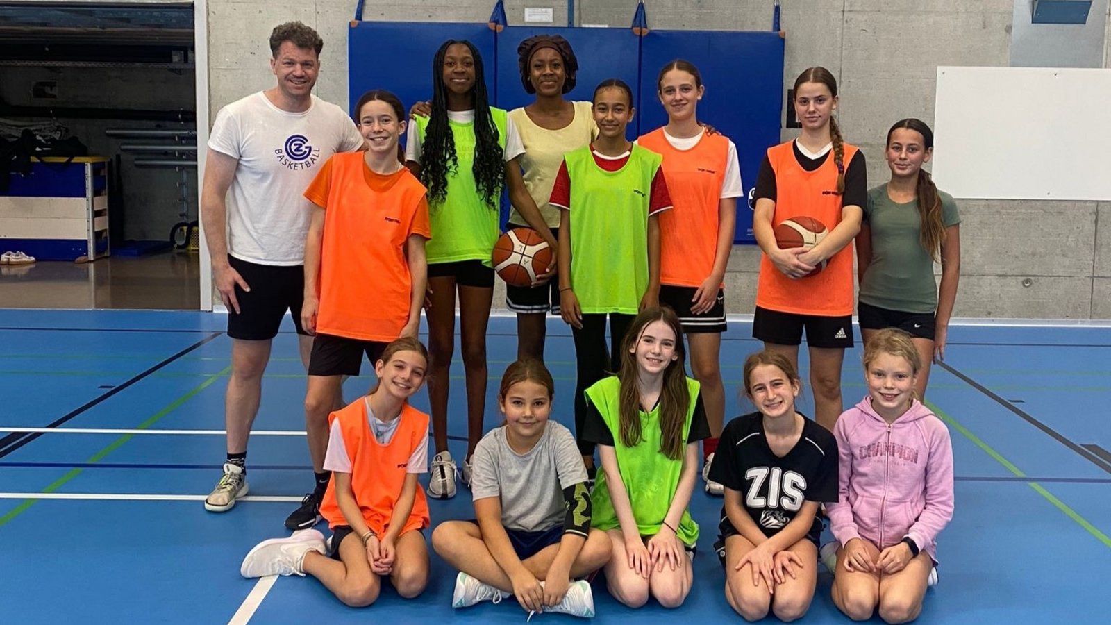 ERSTES BASKETBALL GIRLS-CAMP