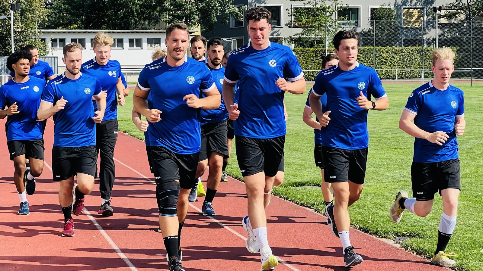 QHL: Viel Schweiss und gute Laune beim Trainingsauftakt