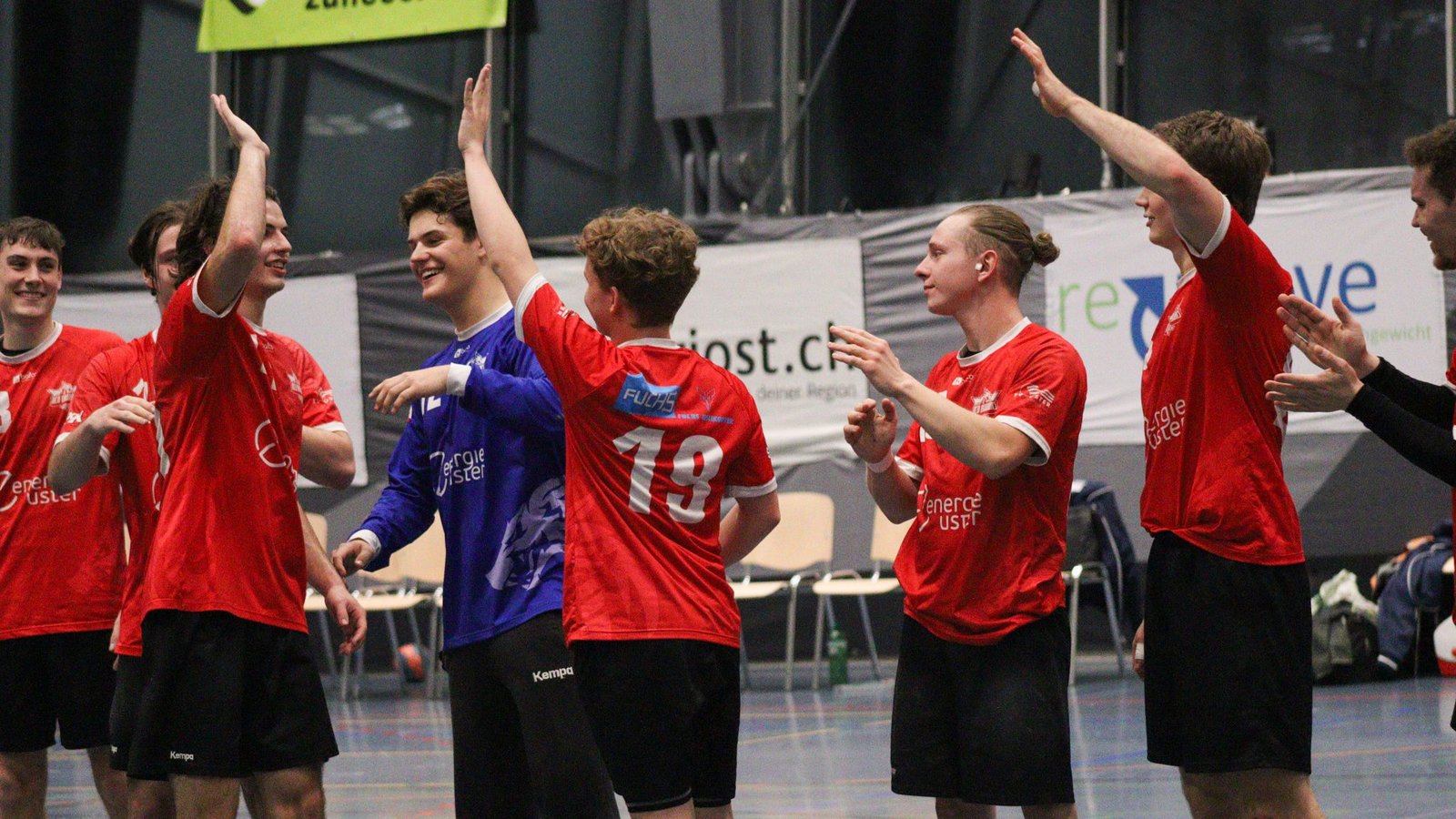 M1: Sieg im letzten Heimspiel für die Red Dragons Uster/GC Amicitia.